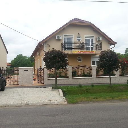 Marinica Apartman Hajdúszoboszló 외부 사진